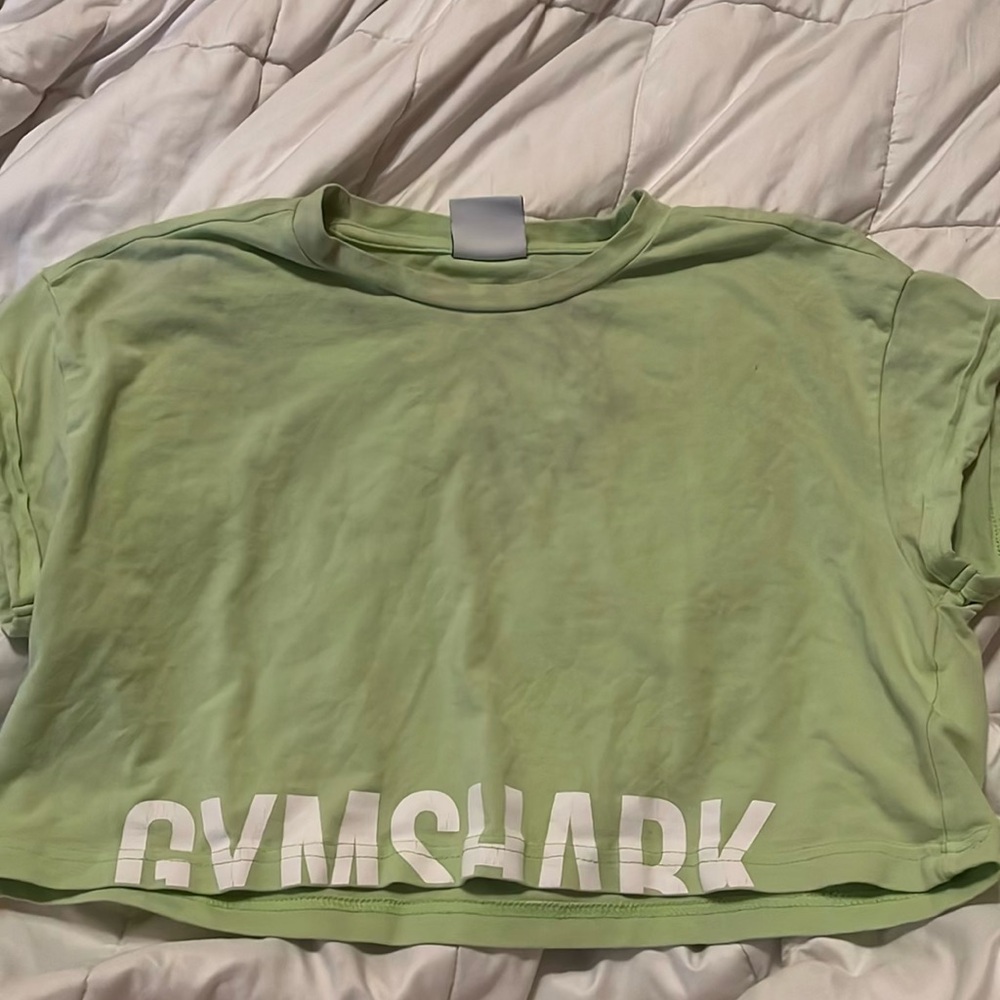 gymshark fraction cropped tee